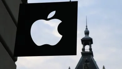 Apple Warns Employees About AI Chatbots and Data Leaks