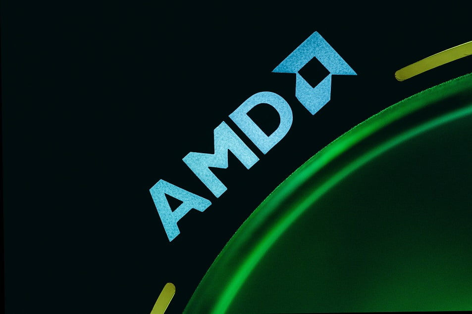 Microsoft And Amd Partnership For Ai Chip Development